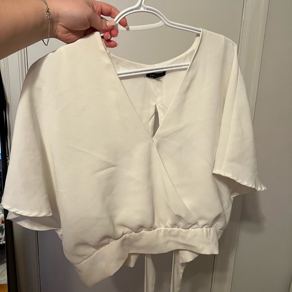 Dynamite Blouse - Picture 1 of 2